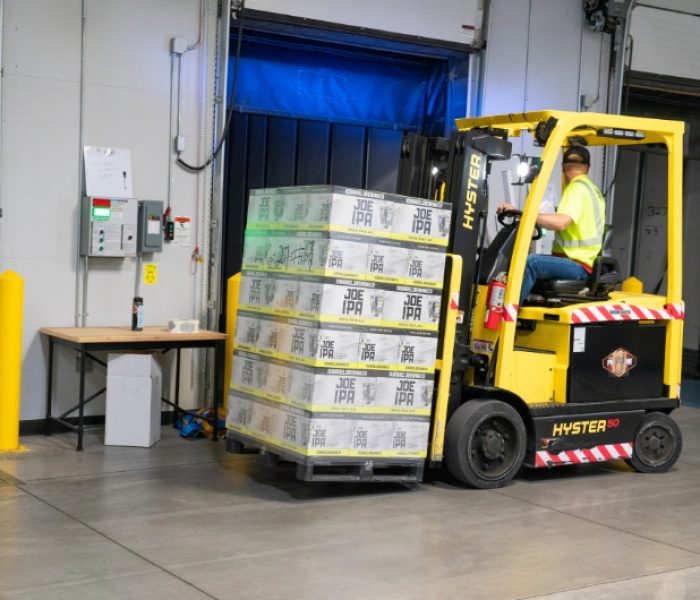 EBS Post, vận chuyển hàng nặng đi Trung Quốc trọn gói, giá rẻ.
